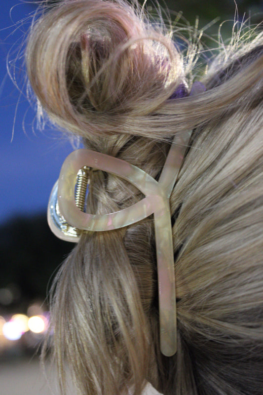 Blush Moss Clip